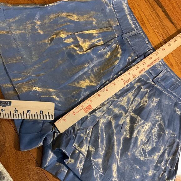 Shein Size Medium (6) high waist pleated front dress shorts - Picture 5 of 9